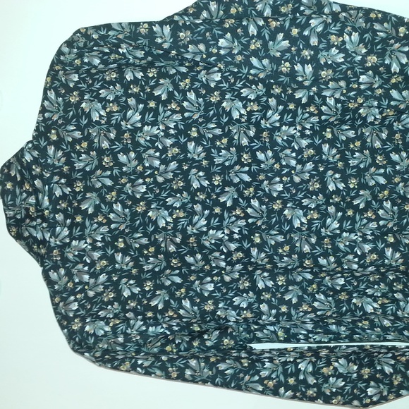 MISS JULI NEW YORK Blouses/Turtle Neck Shirt - Picture 5 of 5